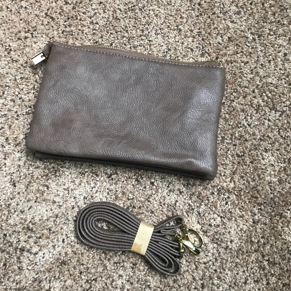 Purse - Picture 4 of 4